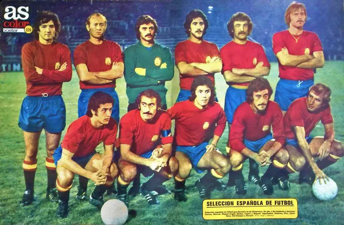La selección que derrotó a Dinamarca en Sarriá (2-0) en el último partido oficial jugado en Cataluña