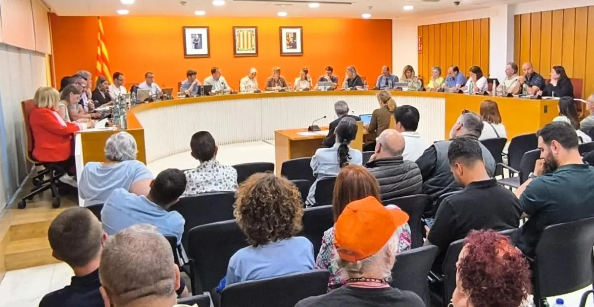 Imatge d'un ple municipal a Granollers