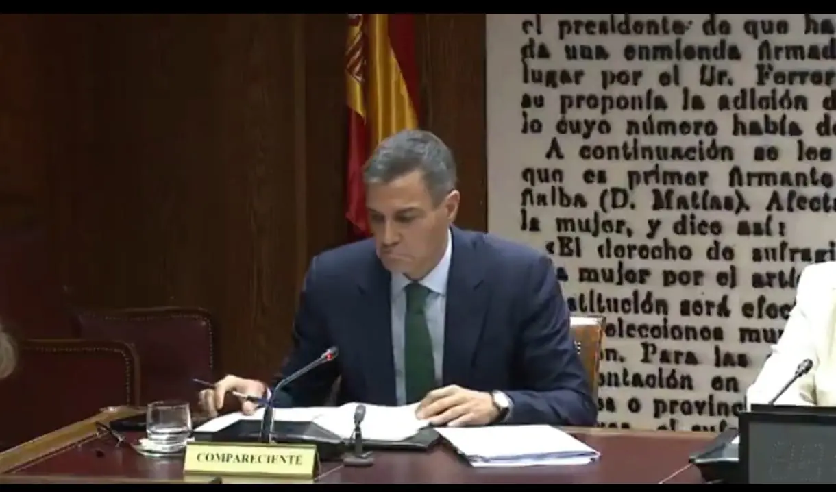 Pedro Sánchez o el arte de comparecer en el Senado 5 horas sin decir nada