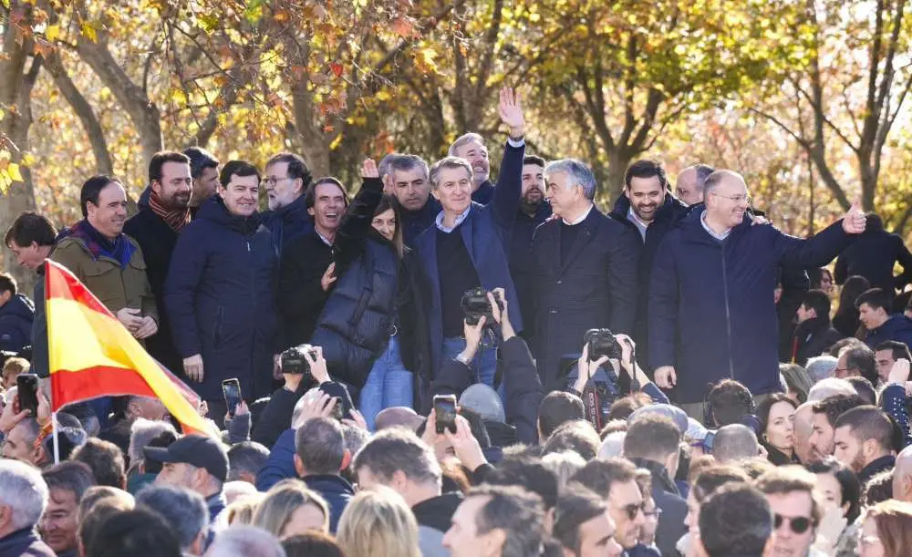 Aznar y Rajoy apoyaron a Feijóo