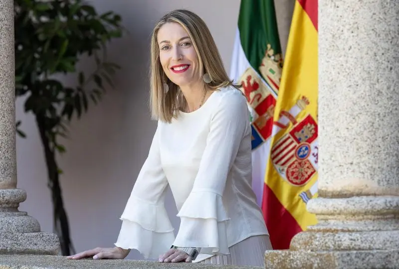 Mar&iacute;a Guardiola, presidenta de Extremadura. Foto Facebook.