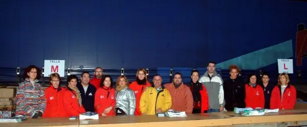 2004 Voluntaris entrega de pitralls i regals