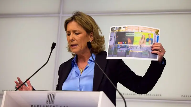 Mar&iacute;a Garc&iacute;a Fuster en una intervenci&oacute;n en el Parlament