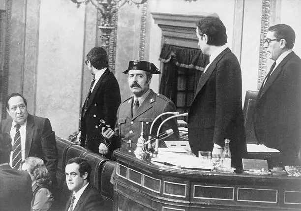 Antonio Tejero en el Congreso el 23 de febrero de 1981