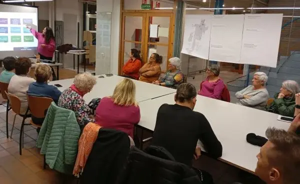 Sesi&oacute;n deliberativa en el barrio de Can Gili