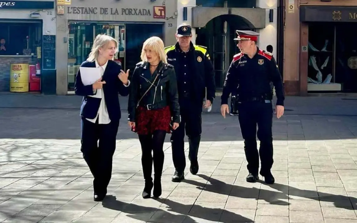 la alcaldessa Alba Barnusell i la delegada del Govern, Pilar D&iacute;az