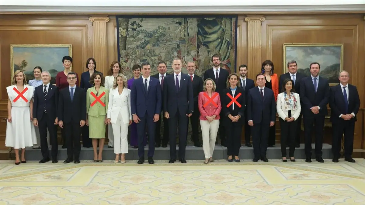 Fotografia del Gobierno con los &uacute;ltimos cuatro movimientos ministeriales