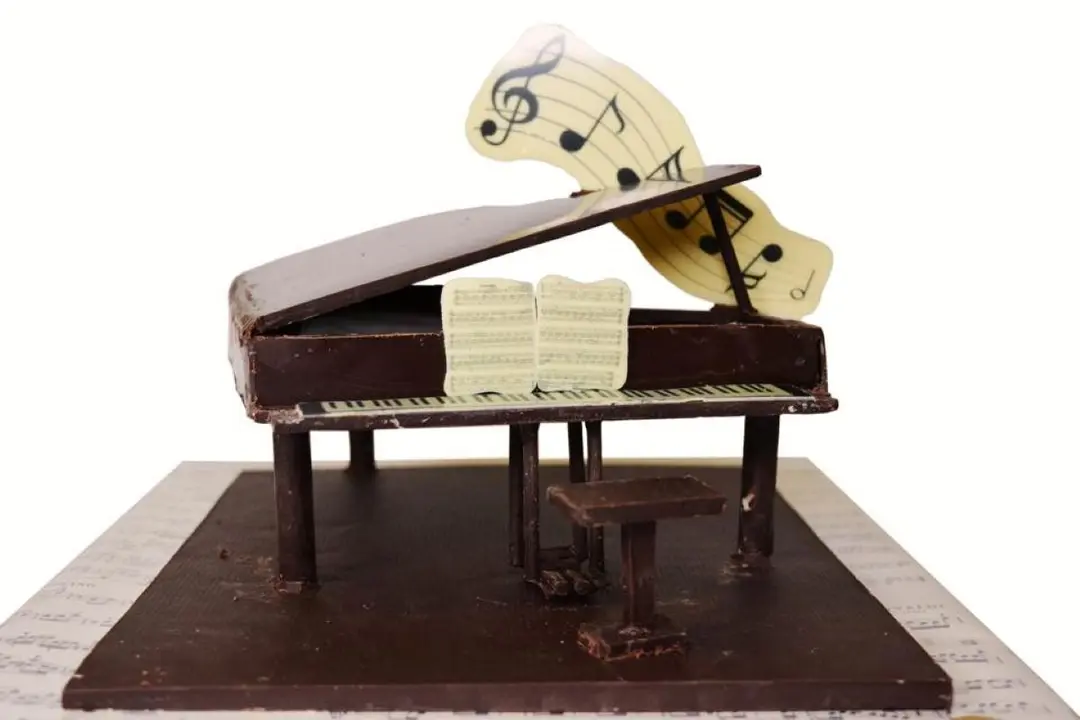 Figura de chocolate elaborada por Foix de Sarri&aacute; en 2018