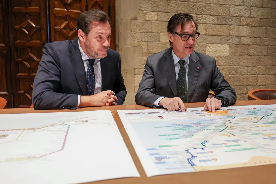 Salvador Illa y Oscar Puente en el Palau de la Generalitat