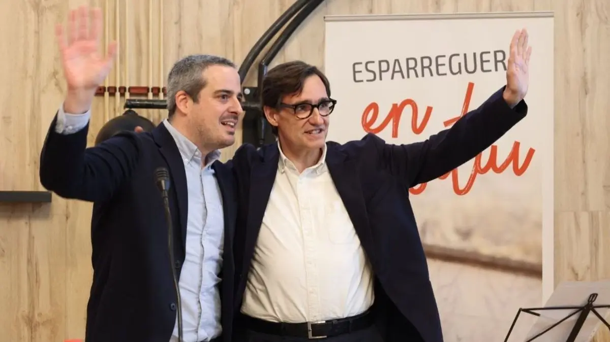 El president de la Generalitat, Salvador Illa, i el seu cap de gabinet, Eduard Rivas, en una imatge d'arxiu PSC
