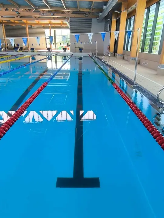 7. Un dels carrers de la piscina gran