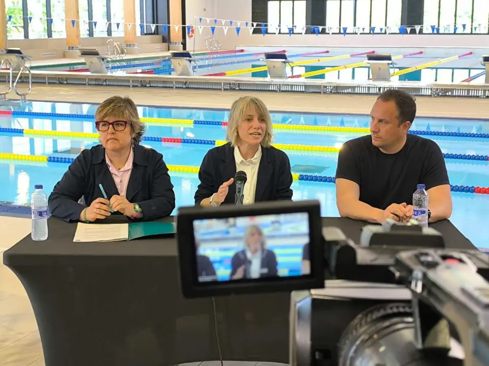 13. Gemma Gim&eacute;nez, Alba Barnusell i &Aacute;lvaro Ferrer