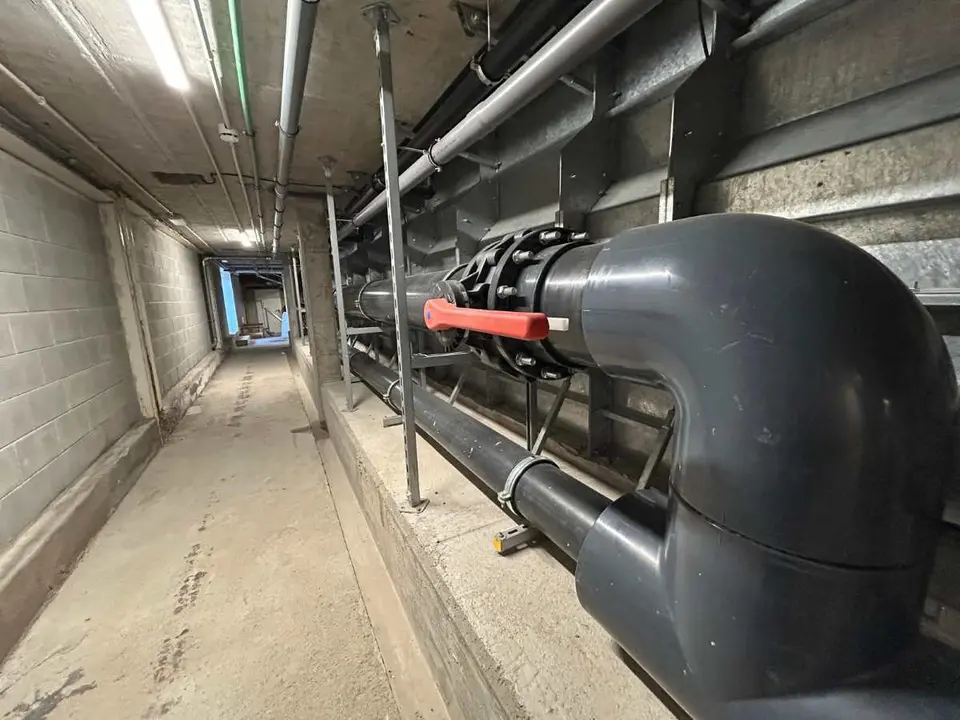 16. les entranyes de les piscines absolutament noves