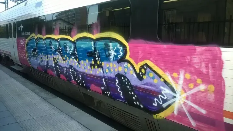 grafitis en los trenes