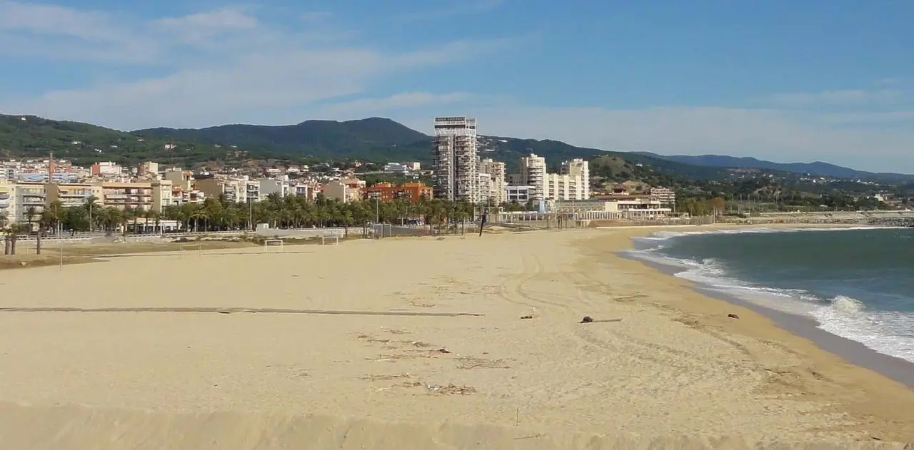 Matar&oacute; vista desde la playa