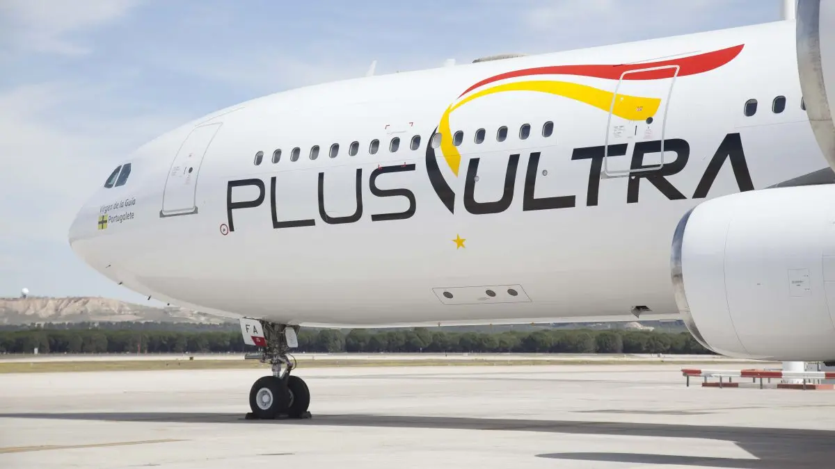 Avi&oacute;n de Plus Ultra Foto web compa&ntilde;&iacute;a a&eacute;rea