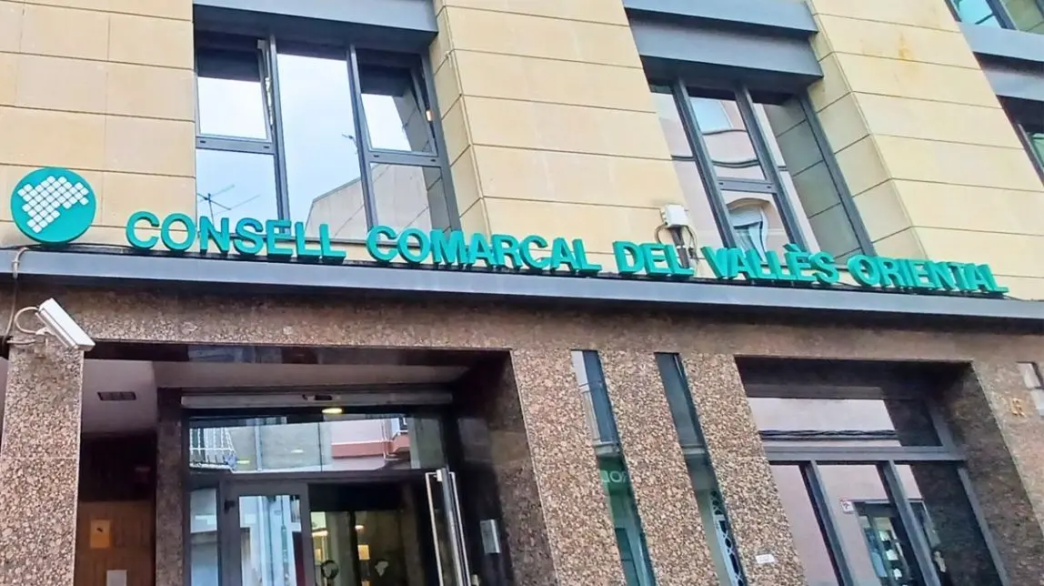 Fa&ccedil;ana de l'actual edifici del Consell Comarcal del Vall&egrave;s Oriental