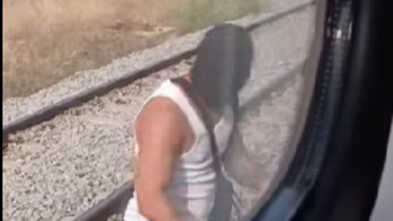 grafitero enmascarado