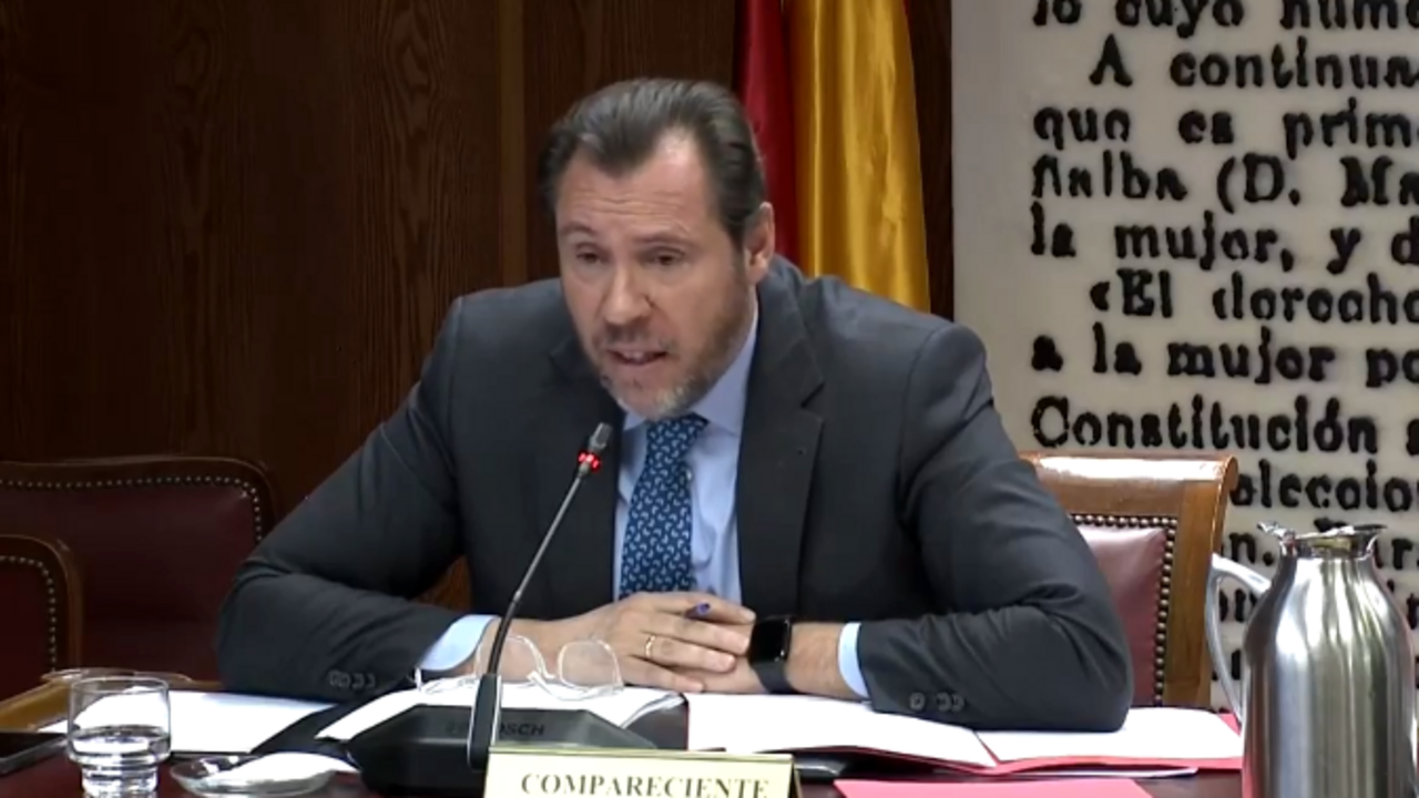 Puente, contestando enojado en la Comisi&oacute;n Koldo