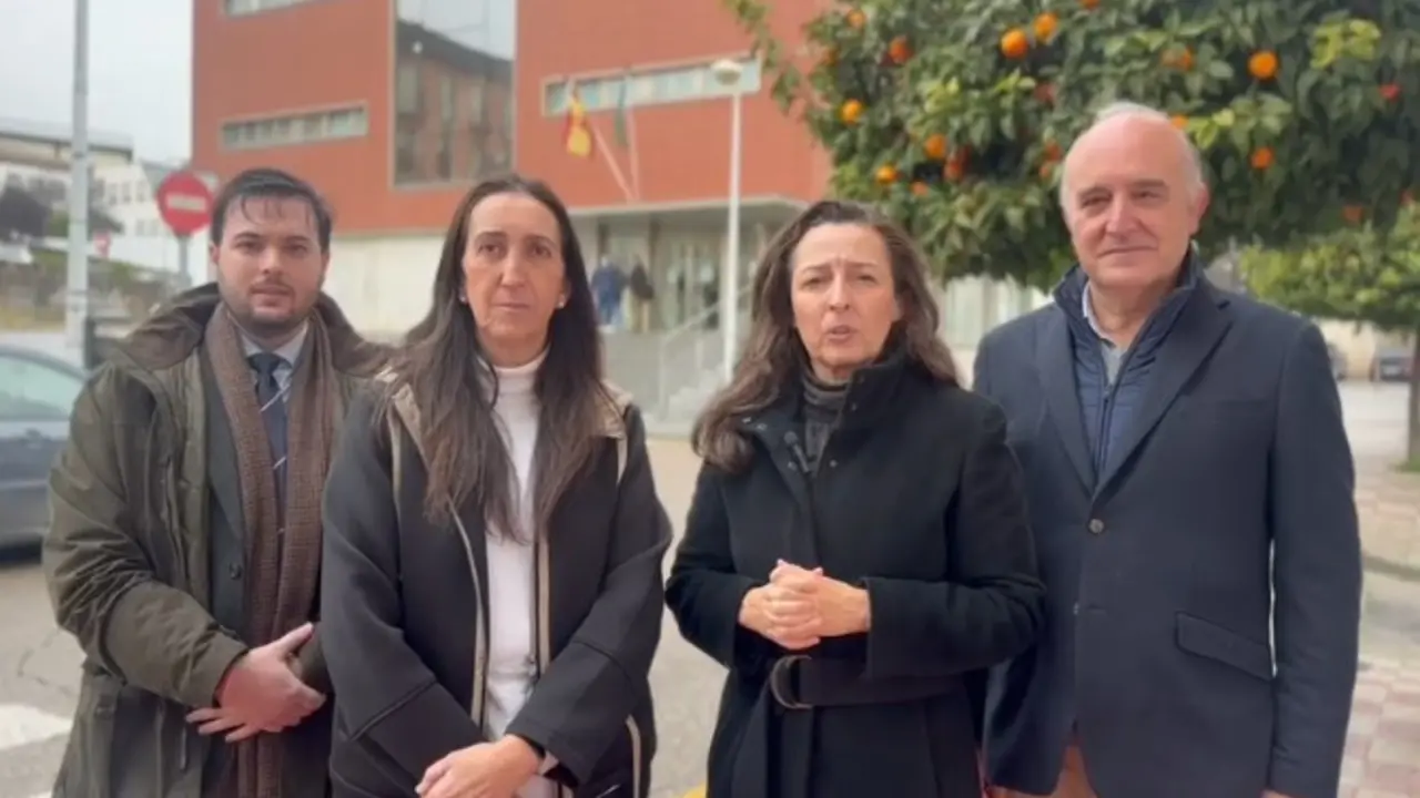 Vox presenta en Montoro (C&oacute;rdoba) querella criminal por el accidente de Adamuz