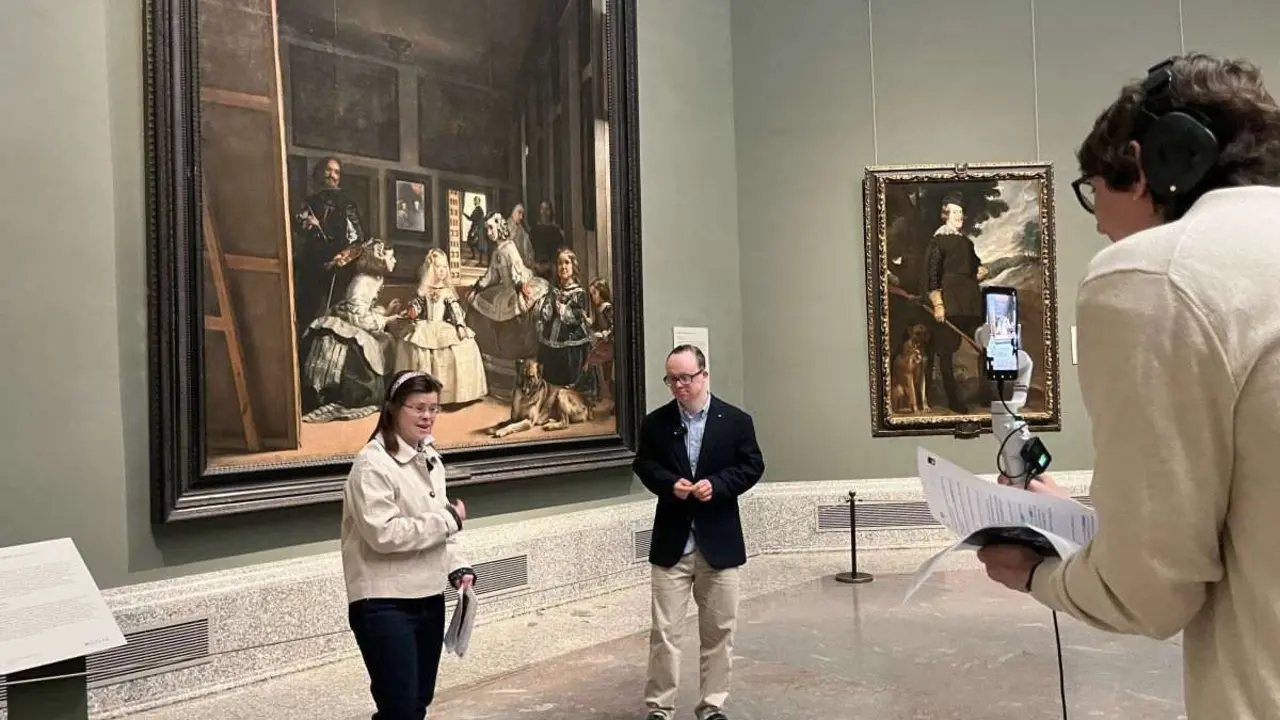 Bel&eacute;n y Pablo durante su retransmisi&oacute;n en las redes del Museo del Prado Foto del Museo del Prado