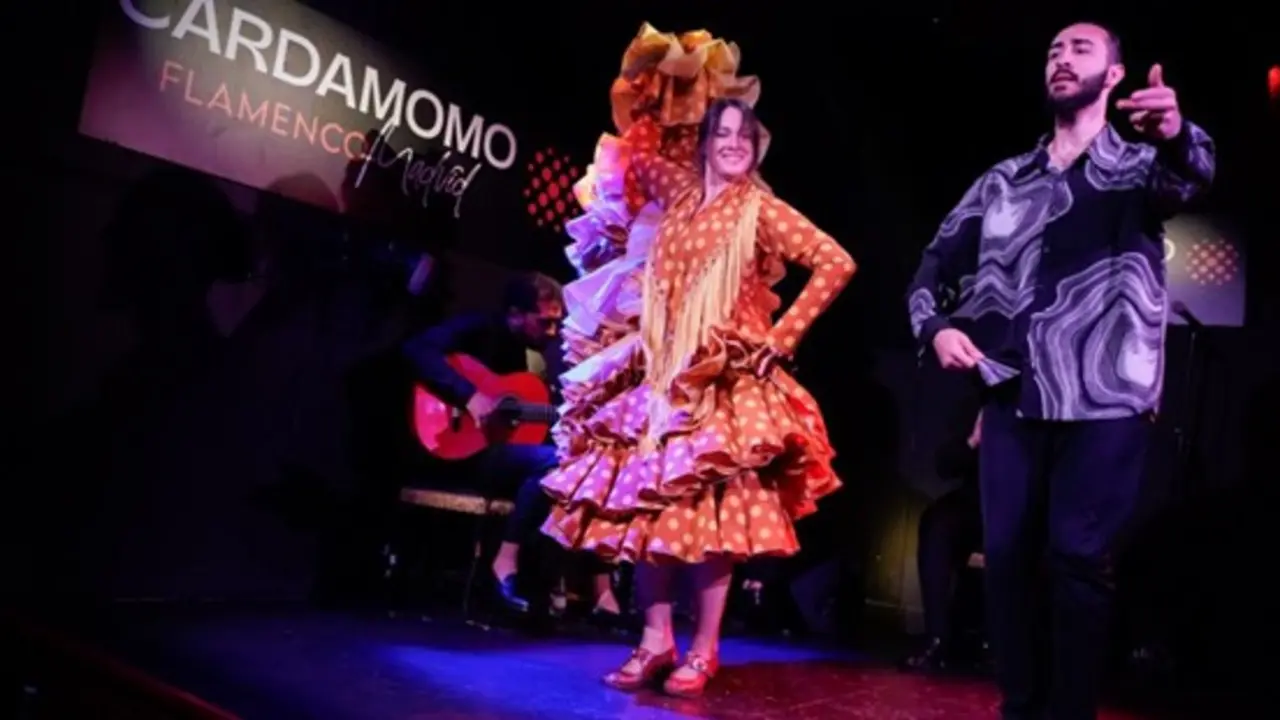 Dos bailaores de flamenco durante el acto en Cardamomo Madrid Foto de Cardamomo Flamenco