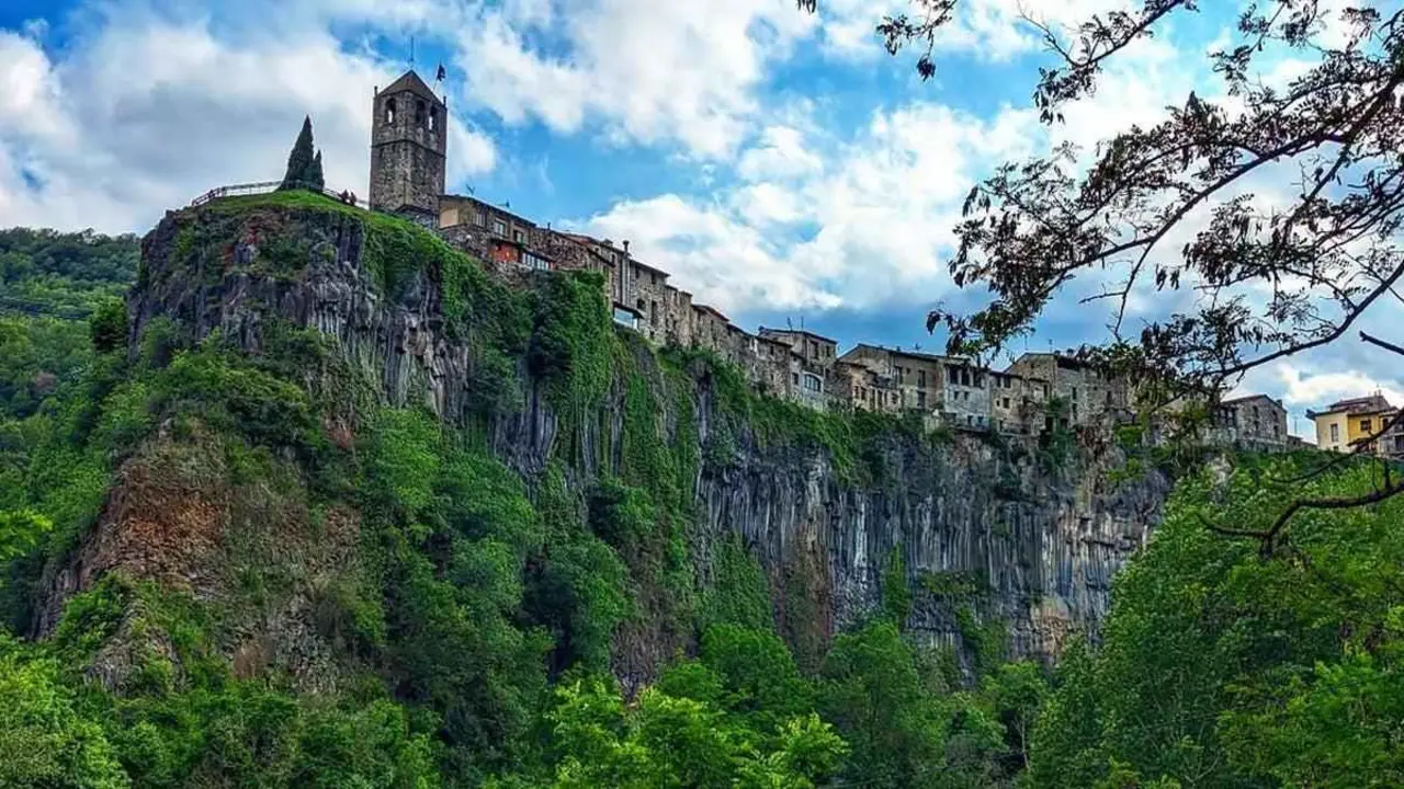 Castellfollit de la Roca