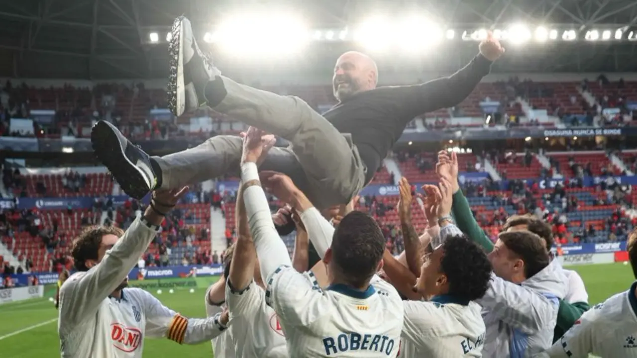 RCD Espanyol y su entrenador, Manolo Gonz&aacute;lez