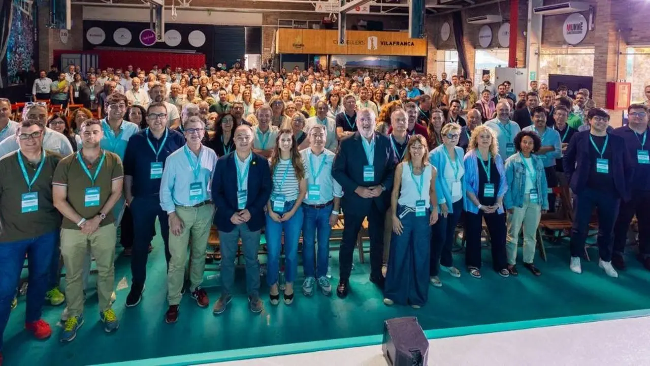 Los pol&iacute;ticos de Junts en la convenci&oacute;n municipalista de este fin de semana