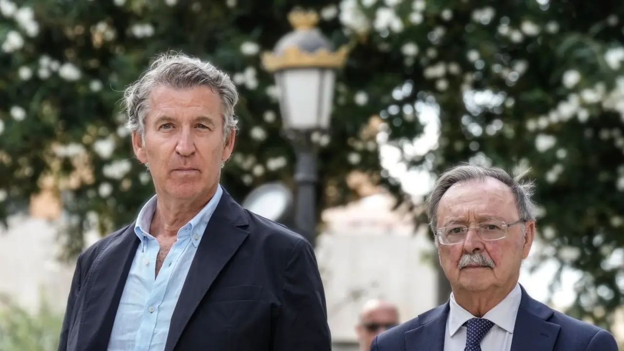 Alberto N&uacute;&ntilde;ez Feij&oacute;o junto a Jes&uacute;s Vivas en Ceuta este mi&eacute;rcoles Foto del PP