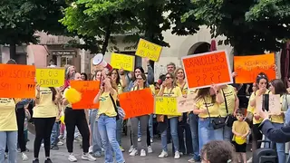 Manifestació a la Porxada Escoles Bressol