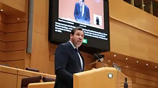 Oscar Puente en el Senado