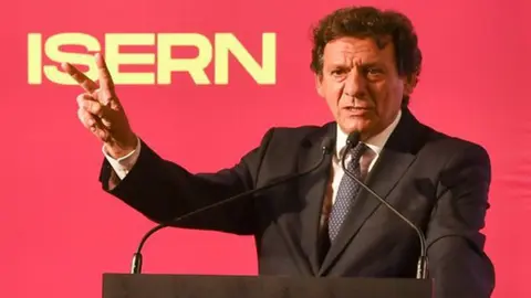 Juanjo Isern sigue reclamando la presidencia de la FCF