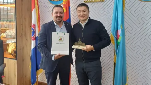 Viatge a Mongòlia de l'alcalde, Juan Antonio Corchado