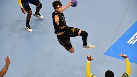 Espectacular penetración de Pablo Urdangarin - Foto Arrate Morales