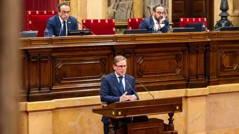 Joan Garriga en su intervención en el Parlament