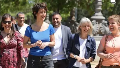 The women power. D'esquerra a dreta: la dipùtada Andrea Canelo, la ministra Elma Saiz, l'alcaldessa Alba Barnusell i la Tinent d'alcalde Gemma Giménez
