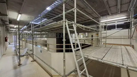 Parte de las obras en la Escuela Congost de Canovelles tras los incendios provocados