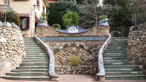 Escales exteriors de C'an Pedró de la Garriga, la casa d'en Luis Pérez Samanillo