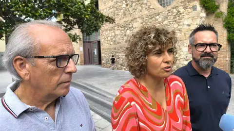 La eurodiputada Dolors Montserrat flanqueada por Josep Tutusaus y Jose Maria Moya