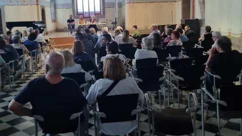Reunió veins de la Font Verda a lqa Sala Francesc Tarafa