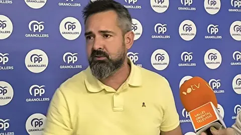 El concejal Moya (PP) en un momento de la rueda de prensa