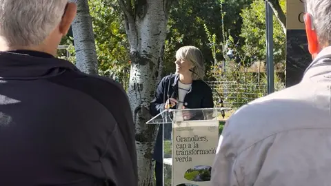 La alcaldesa Barnusell en un moment de la seva intervenció