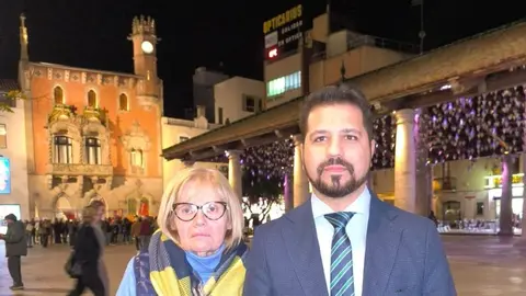 El diputado de Vox, Javier Ramírez, junto a la concejal de Granollers Cristina Tarrés 2