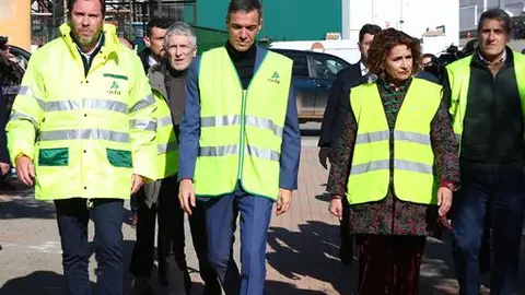 Sanchez pas&oacute; de puntillas por Adamuz, junto a Marlasca, Puente y Montero. Foto Web Moncloa