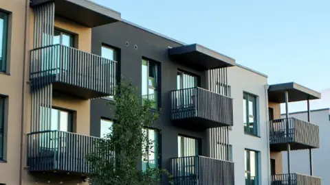 Edifici de Palau Plegamans