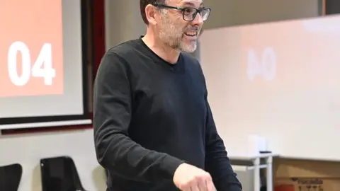 Pau Llobet, a l'assemblea d'ERC - Foto Toni Torrillas web ERC