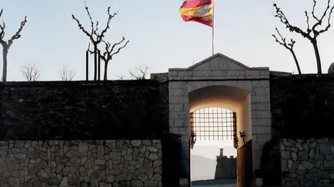 Puerta entrada Regimiento Arapiles 62