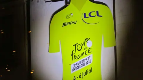 8 la gran samarreta del Tour penja a la Porxada