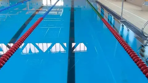 7. Un dels carrers de la piscina gran